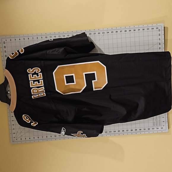 On field Brees - Picture 3 of 4